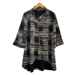 Comfy USA Womens Asymmetrical Jacket Full Zip Sz Small Gray Black Plaid USA